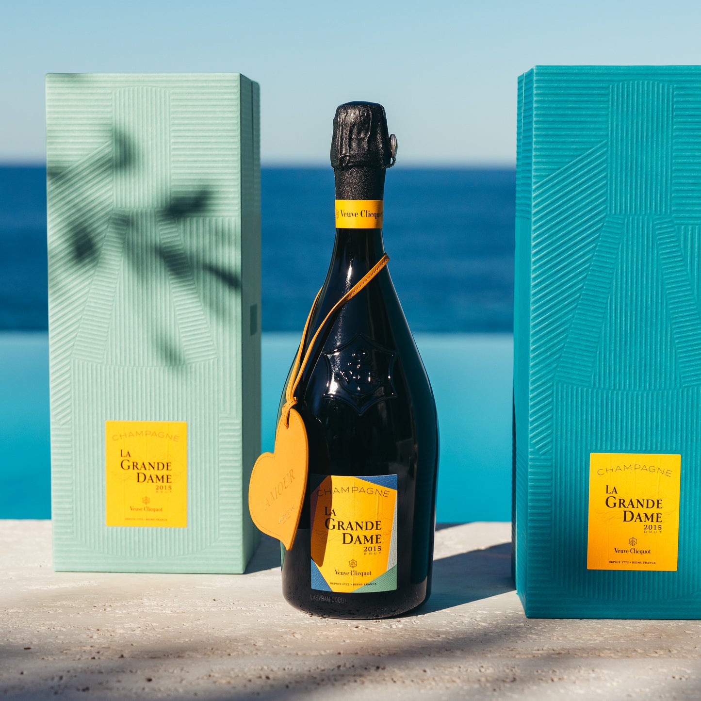La Grande Dame 2015 with Leather Accessory